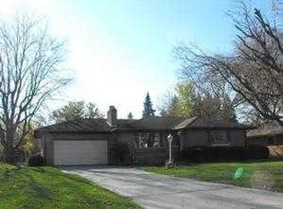 3530 Fleitz Dr, Oregon, OH 43616