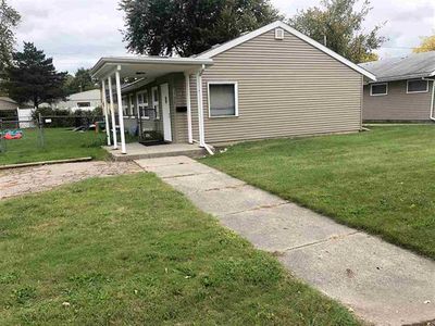 1736 Carmanbrook Pkwy, Flint, MI, 48507