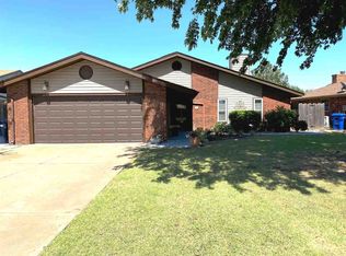 2517 Mount Vernon Rd, Enid, OK 73703