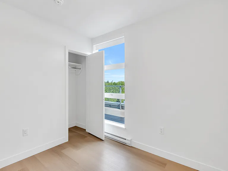 1490 W 32nd Ave — Photo 71