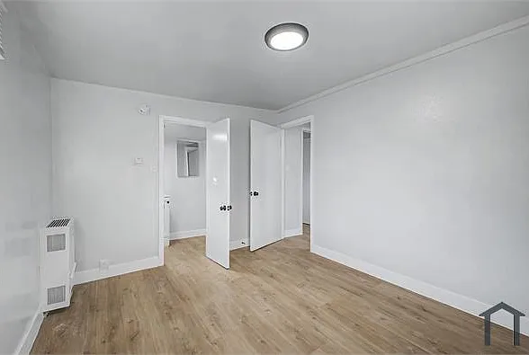 122 W 85th St — Photo 5
