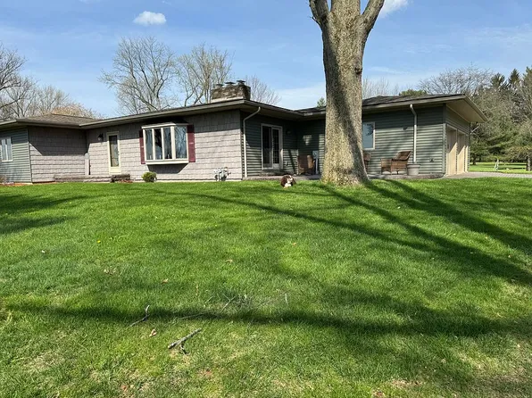 2772 Oil City Rd, Wooster, OH 44691