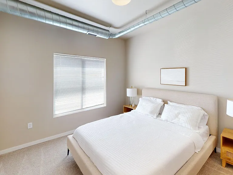 10Bedrock Apartments — Photo 54