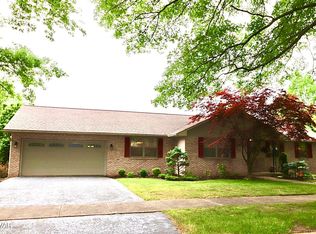 815 Canterbury Rd, Williamsport, PA 17701