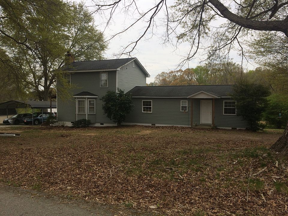 2nd image of 137 Simpson Creek Rd