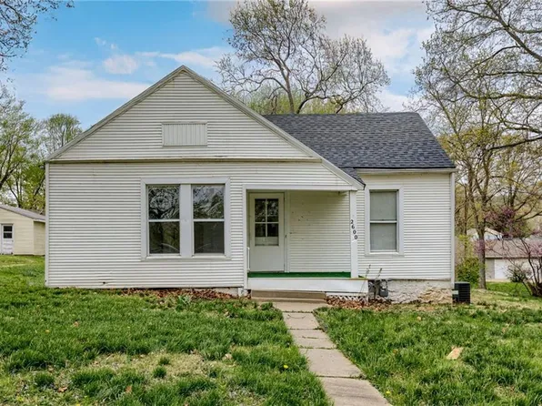 2600 Garland St, Leavenworth, KS 66048