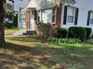 83 Fairfield Rd, Cranston, RI 02910