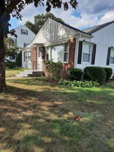 83 Fairfield Rd, Cranston, RI, 02910
