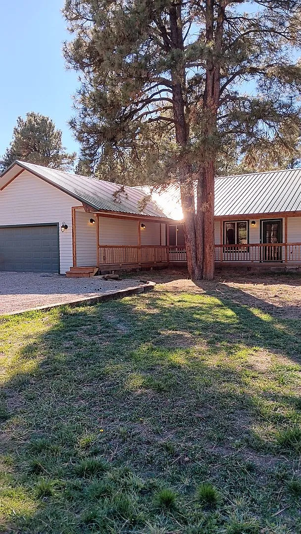 Lovely Lakewood Home — Photo 1