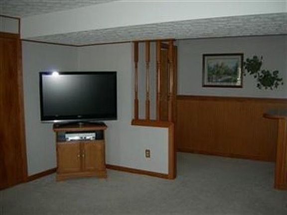 5th image of 601 Laurelwood Dr SE