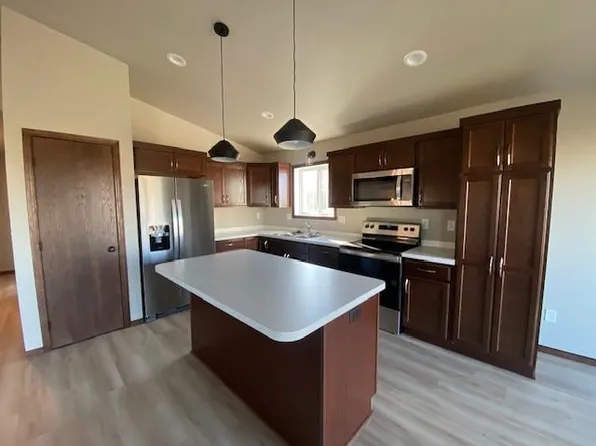 6409 83rd Ave S, Horace, ND 58047