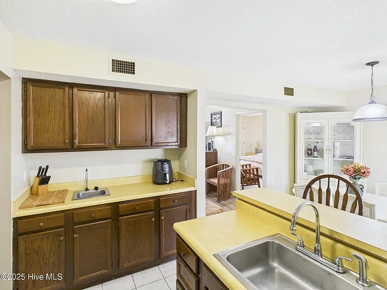 250 Sugar Gum Ln #201 — Photo 15