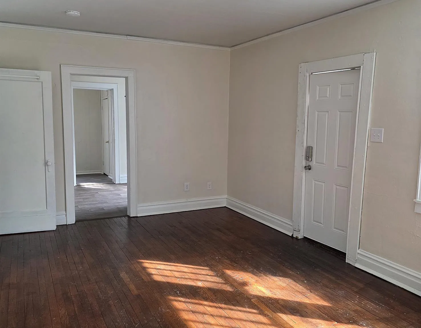 241SHeberStreet — Photo 3