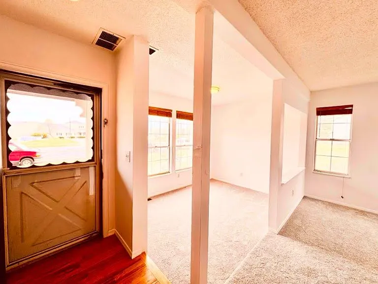3807 Paseo Del Prado — Photo 3