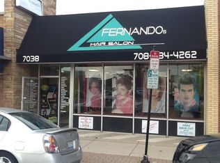 7038 Cermak Rd, Berwyn, IL 60402