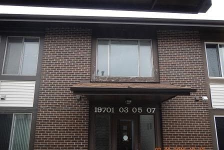 1st image of 19705 Crescent Ave #5