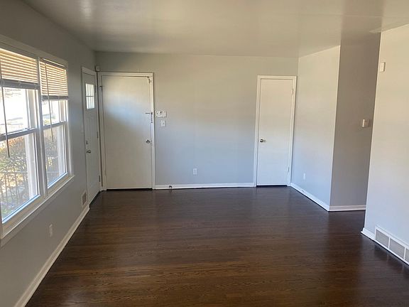 3rd image of 2223 E 75th St #2223
