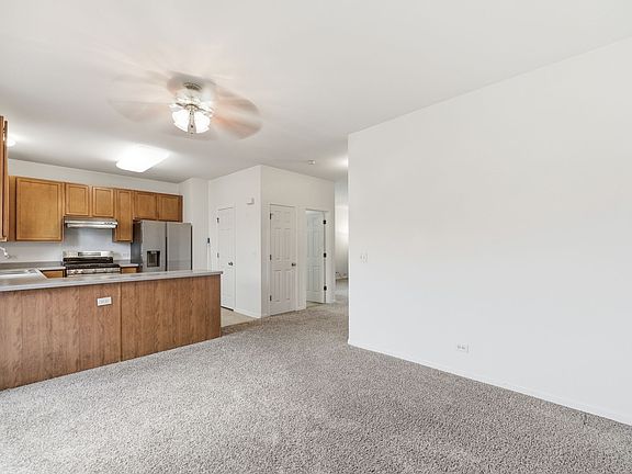 Large eat in kitchen