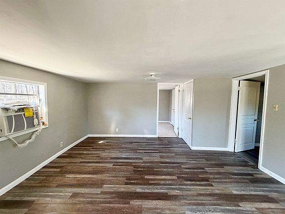 5th image of 345 Shad Ln