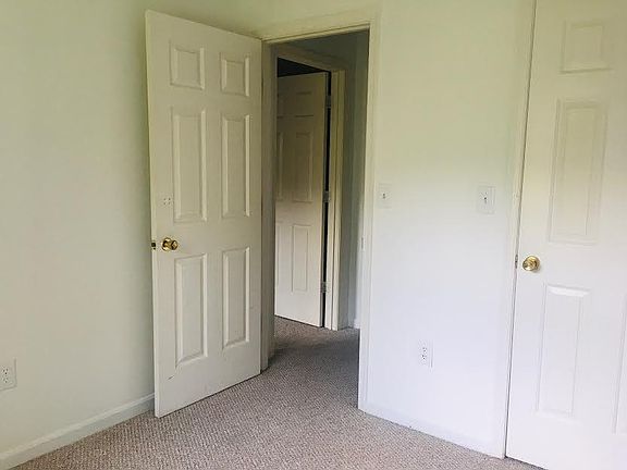 3rd image of 235 Overlook Ct