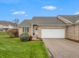 6741 Gracepoint Dr SE, Caledonia, MI 49316