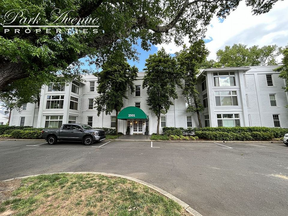 1st image of 2501 Roswell Ave Unit 305
