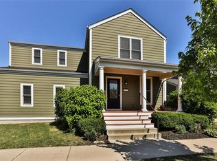 3301 Stowe Lndg, Saint Charles, MO 63301