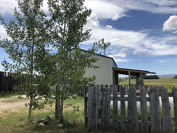 4th image of 21 Old Wind River Hwy