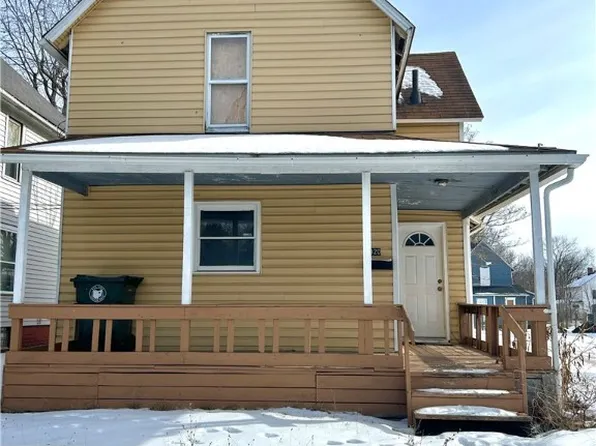 920 Ojays Pkwy NE, Canton, OH 44705