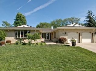 1163 Wakefield Ln, Bartlett, IL 60103