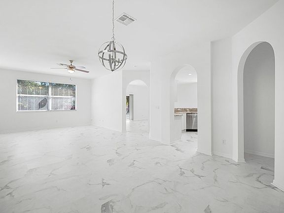 5th image of 21768 Brixham Run Loop