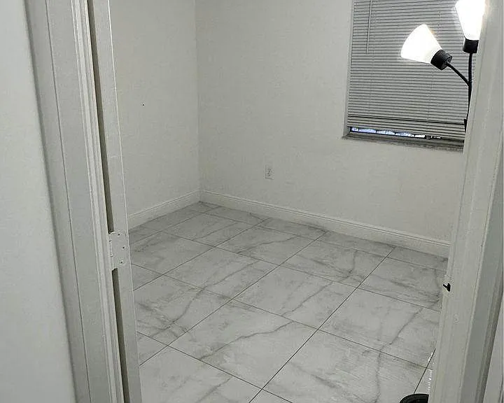 1147 NW 125th Path #101 — Photo 3