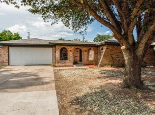 3204 Glenmont Dr, Fort Worth, TX 76133