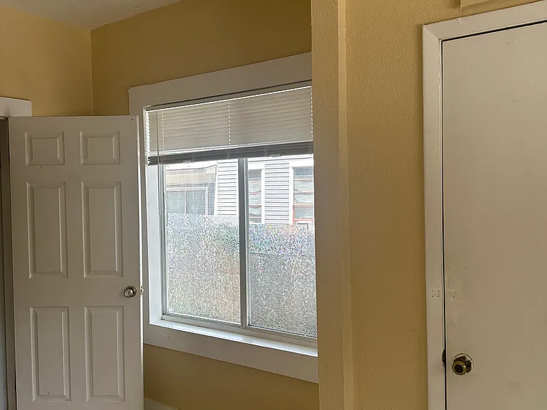 514 Mabbette St #2 — Photo 7