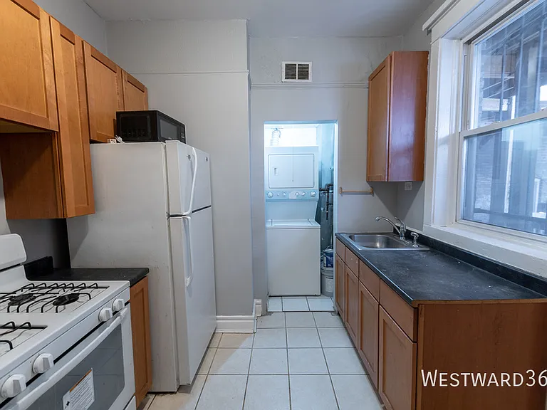 3403 W North Ave #2 — Photo 2