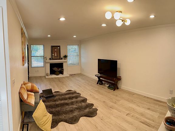 4th image of 13216 NE 138th Pl