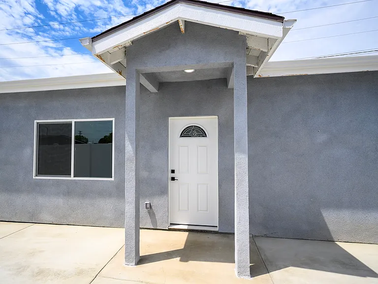 3107 W Coolidge Ave #C — Photo 3