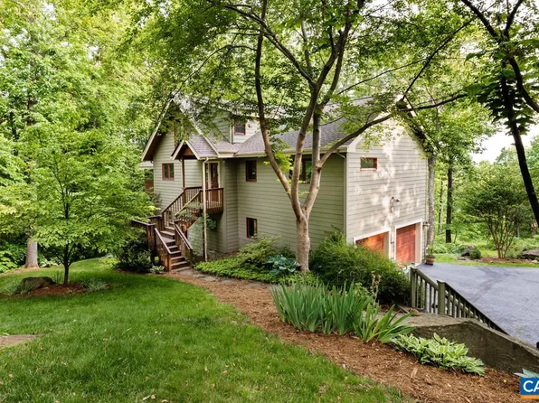 1872 Black Walnut Dr, Nellysford, VA 22958