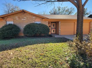 620 Smith Ave, Crowley, TX 76036