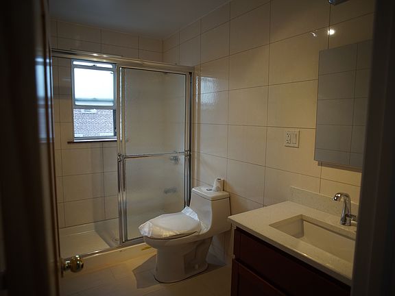 5th image of 8301 Penelope Avenue # Fl 2nd