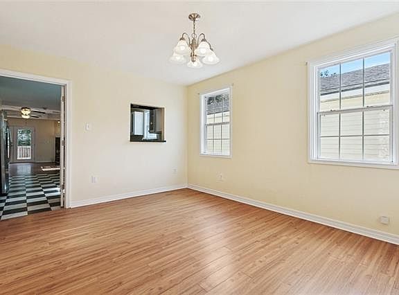4th image of 409 Henry Landry Ave