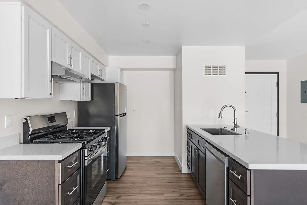 Building Photo - 4364 Alabama St #302
