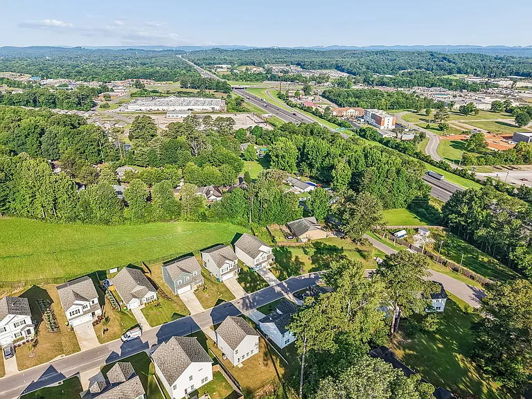 1017 Pinnacle Pkwy — Photo 35