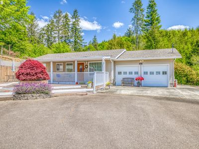 946 E 9th Pl, Coquille, OR, 97423