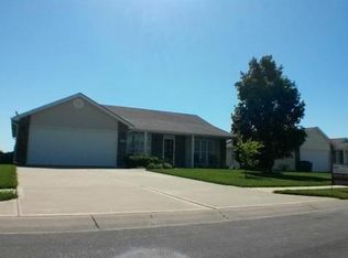 813 Clancy Ct, Raymore, MO 64083