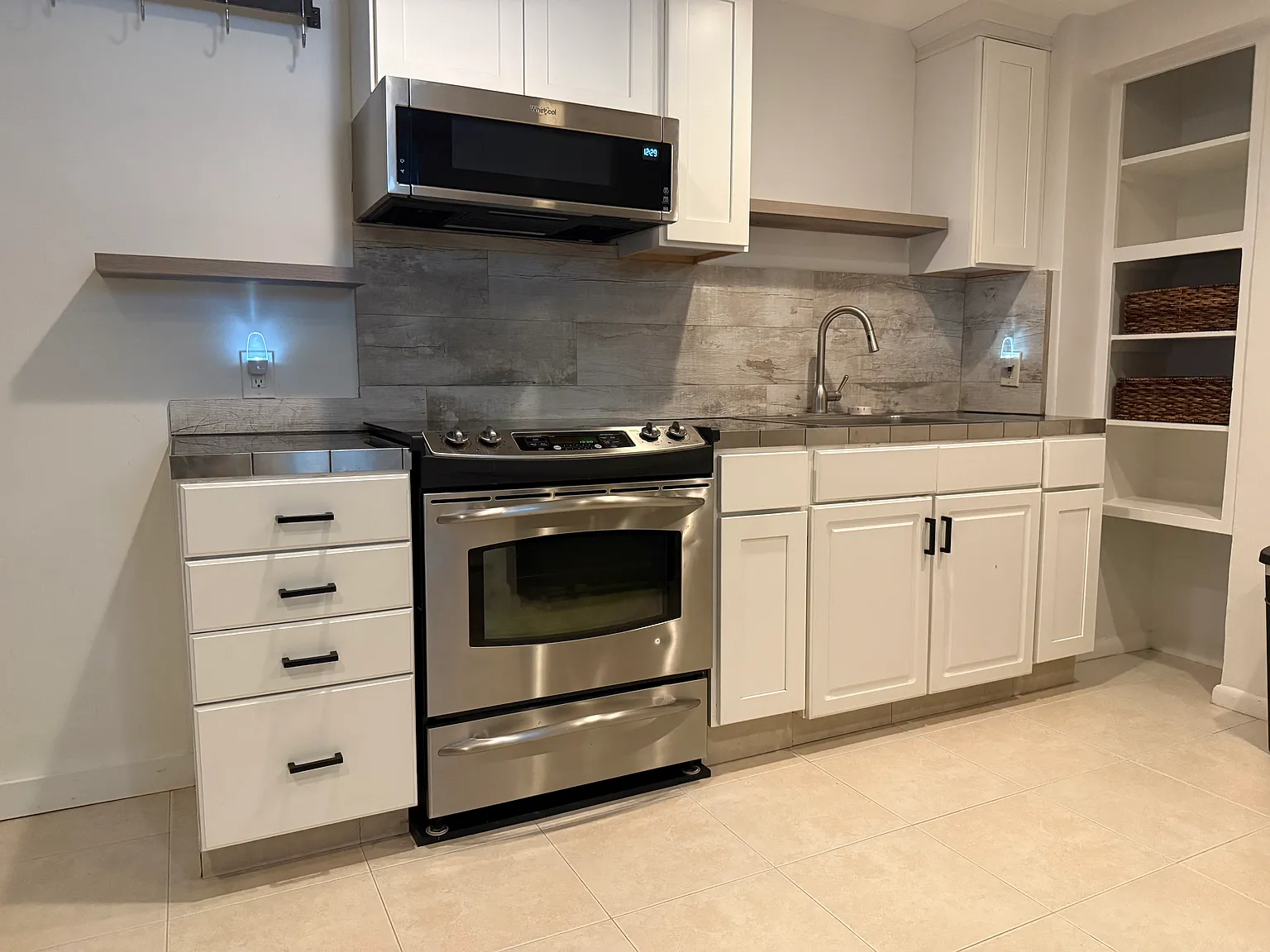 Manor Dr, Boynton Beach — Photo 1