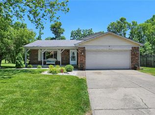 1143 Stonegate Rd, Greenwood, IN 46142