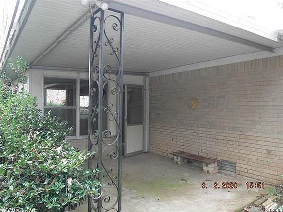 5th image of 221 Windamere Dr