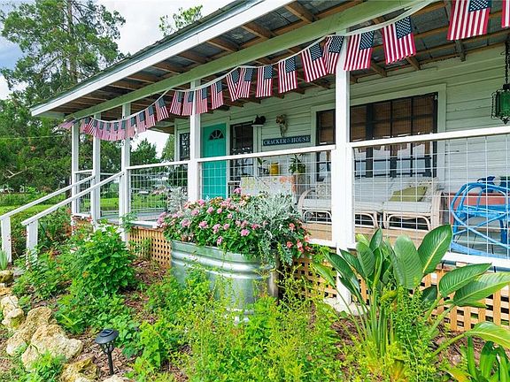 4th image of 39425 Wilds Rd