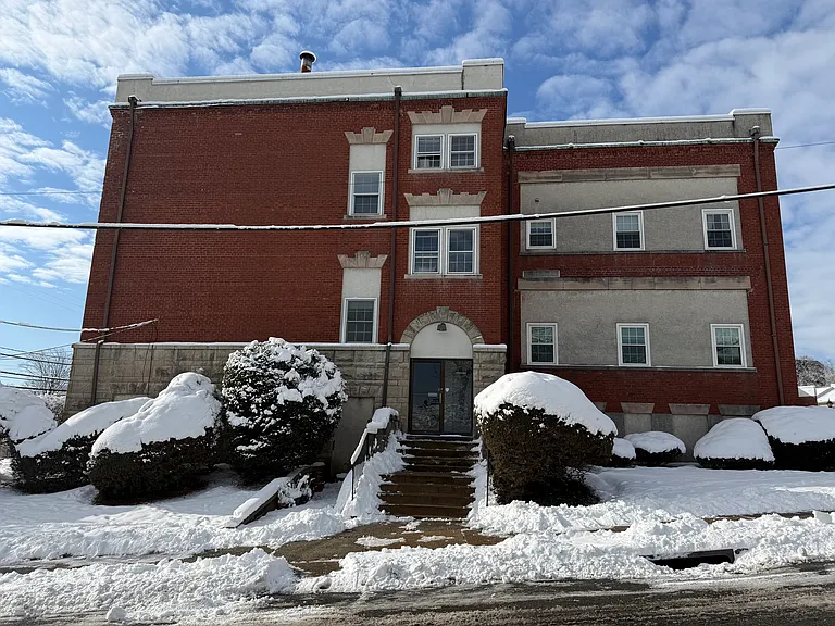 103 Park Ave #E206 — Photo 1